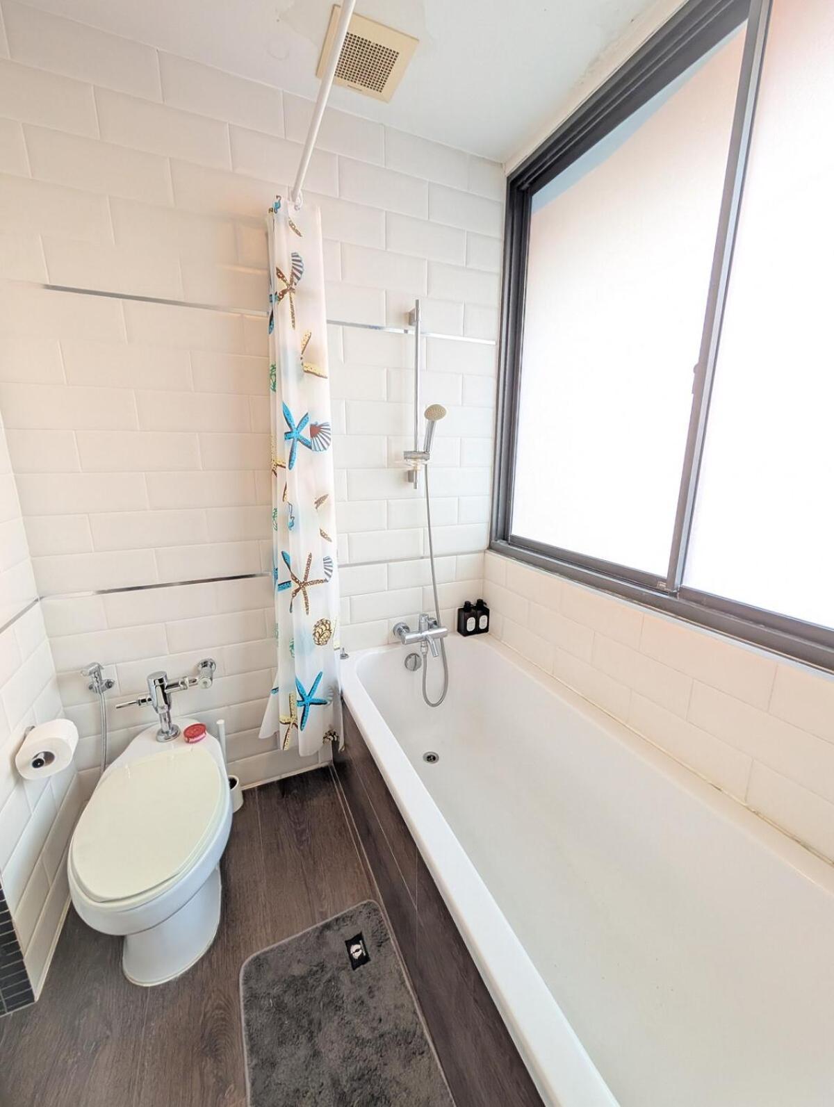 Executive 1br And Sofa Bed 150m To Nana Bts Bangkok